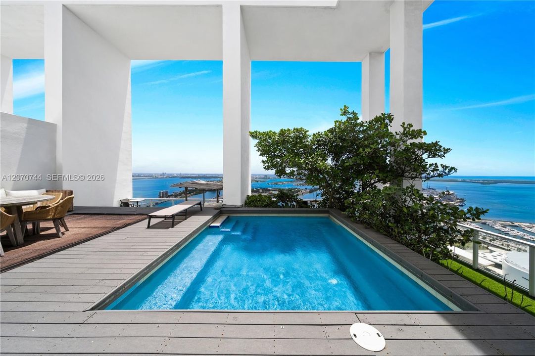 En Venta: $6,499,000 (6 camas, 5 baños, 5231 Pies cuadrados)