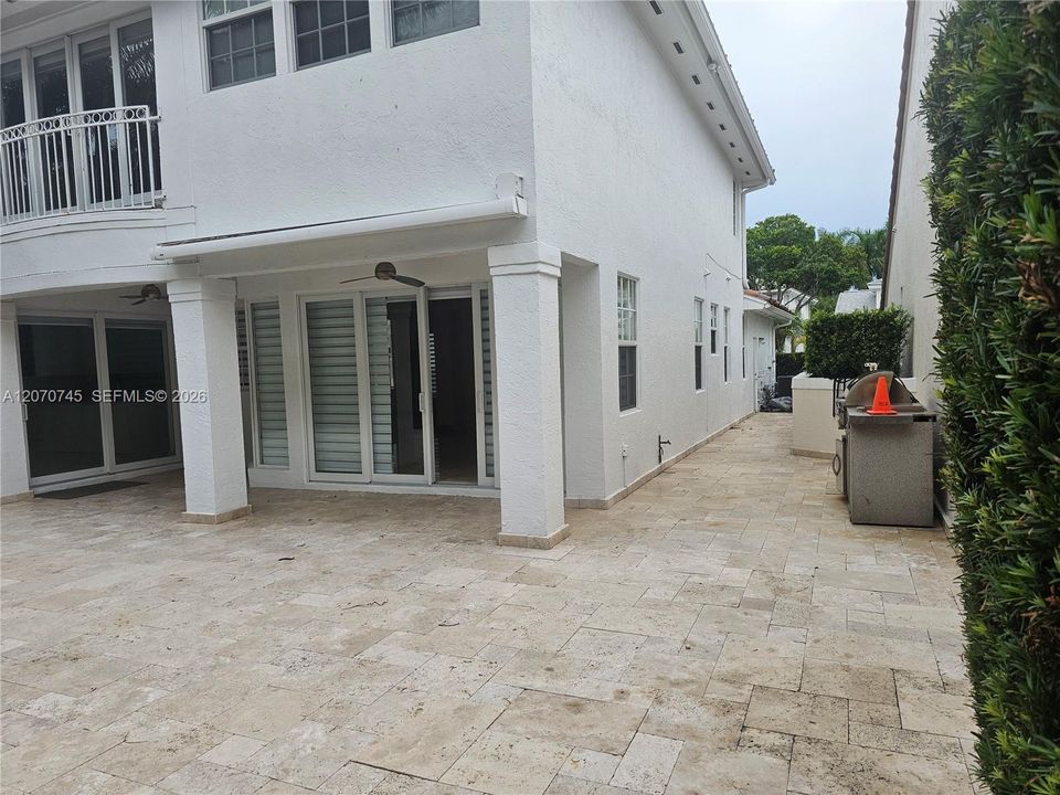 En Renta: $7,000 (3 camas, 3 baños, 2593 Pies cuadrados)