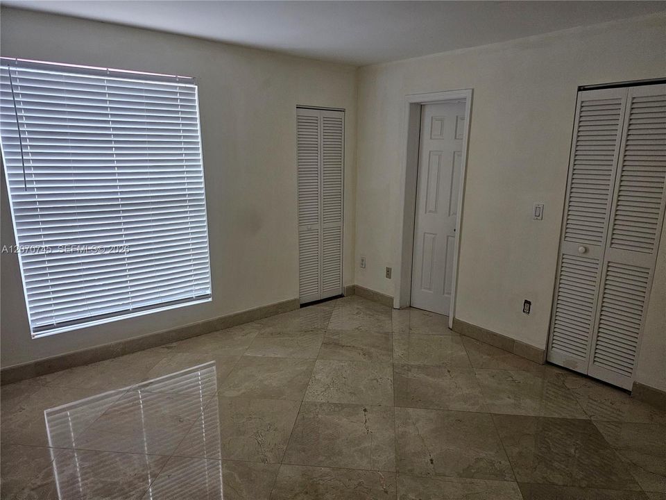 En Renta: $7,000 (3 camas, 3 baños, 2593 Pies cuadrados)