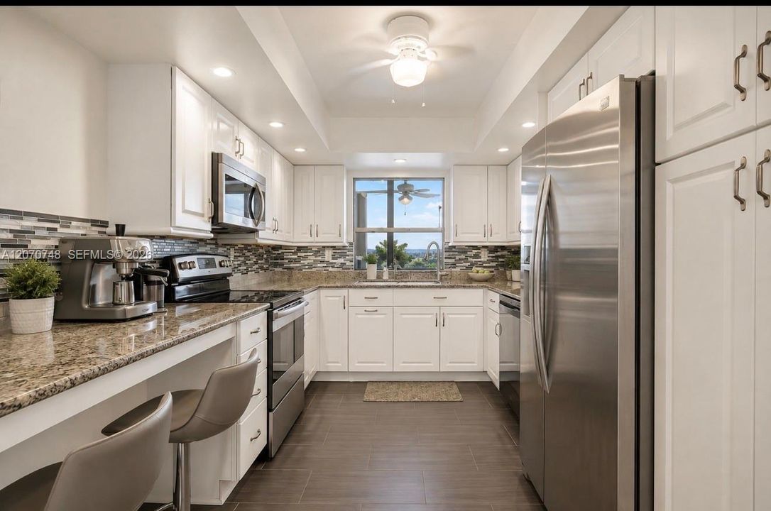For Sale: $329,000 (2 beds, 2 baths, 1455 Square Feet)