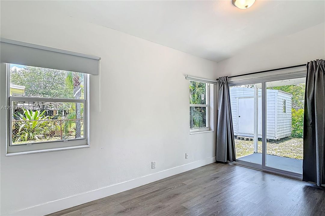 En Venta: $535,000 (3 camas, 2 baños, 1238 Pies cuadrados)