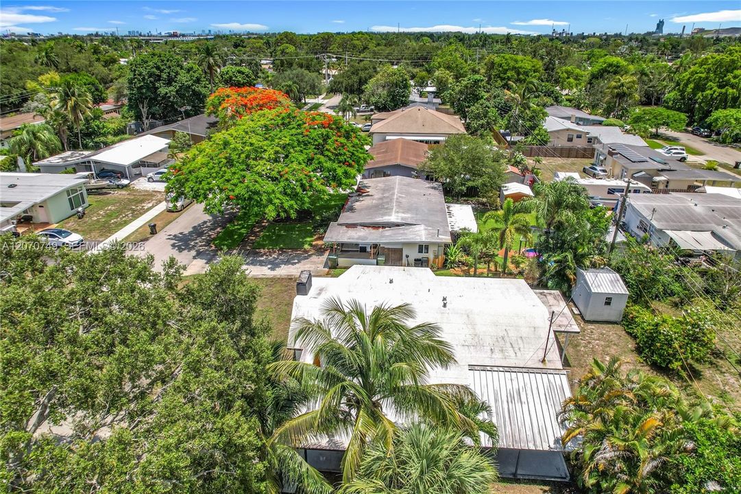 En Venta: $535,000 (3 camas, 2 baños, 1238 Pies cuadrados)