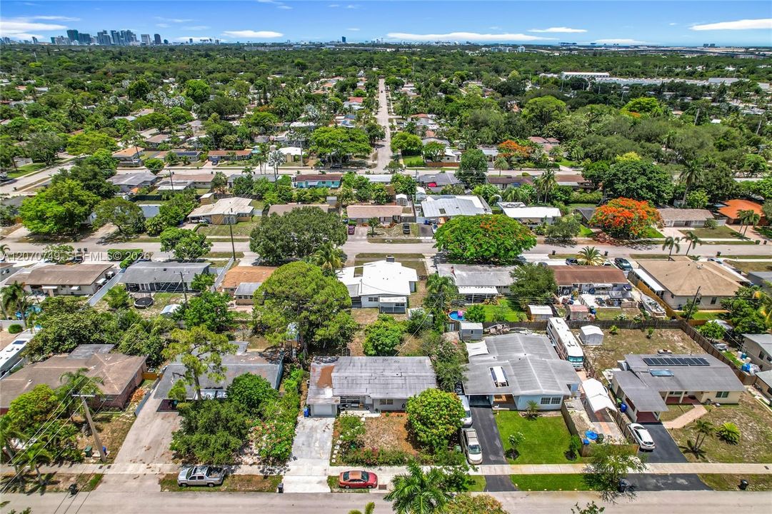 En Venta: $535,000 (3 camas, 2 baños, 1238 Pies cuadrados)