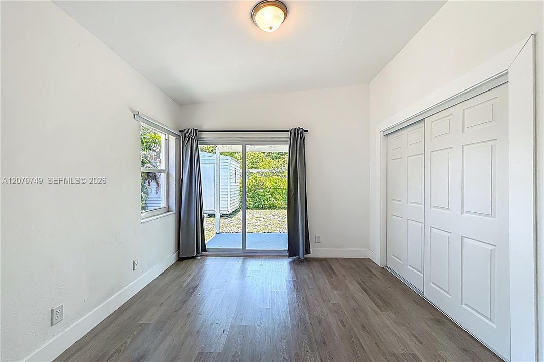 En Venta: $535,000 (3 camas, 2 baños, 1238 Pies cuadrados)