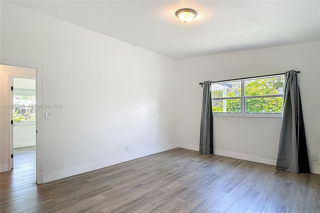 En Venta: $535,000 (3 camas, 2 baños, 1238 Pies cuadrados)