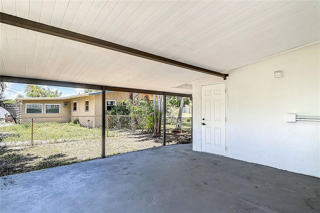 En Venta: $535,000 (3 camas, 2 baños, 1238 Pies cuadrados)