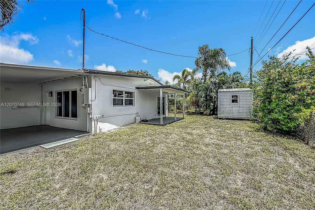 En Venta: $535,000 (3 camas, 2 baños, 1238 Pies cuadrados)