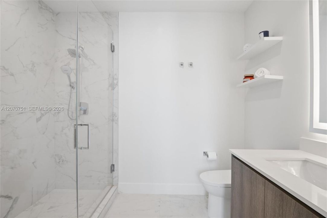 For Rent: $9,500 (3 beds, 3 baths, 2100 Square Feet)