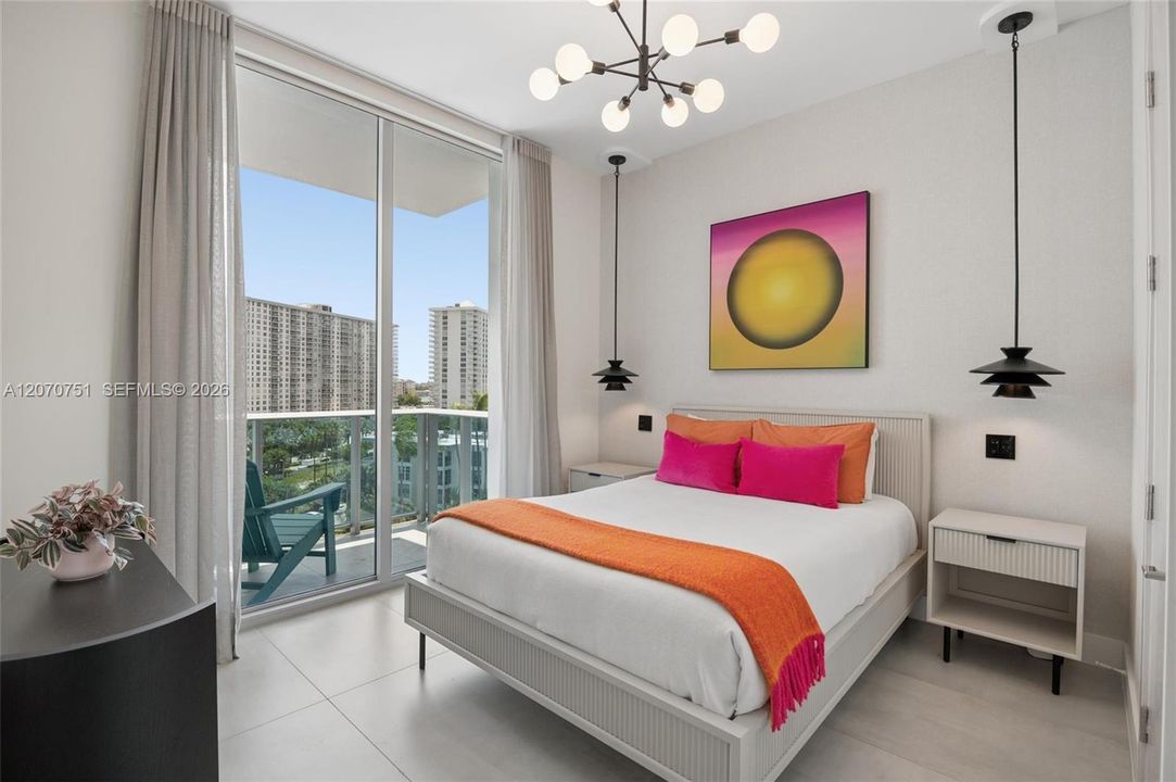 For Rent: $9,500 (3 beds, 3 baths, 2100 Square Feet)