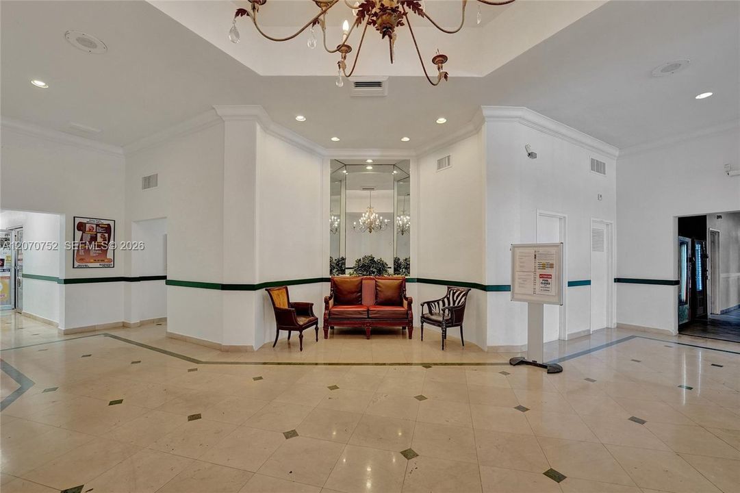 For Rent: $2,300 (2 beds, 2 baths, 1140 Square Feet)