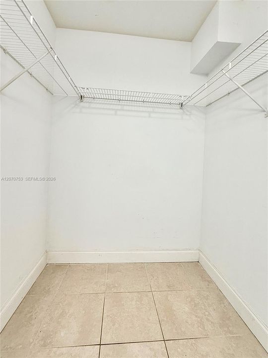 В аренду: $2,250 (2 спален, 2 ванн, 1060 Квадратных фут)
