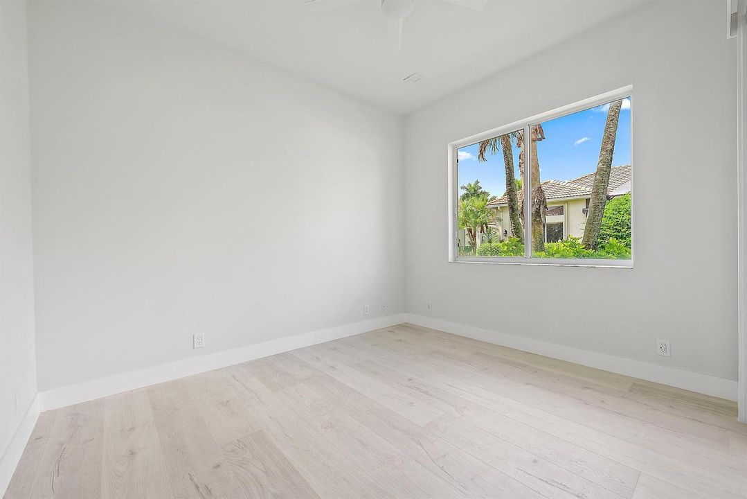 10918 Grande Blvd-13