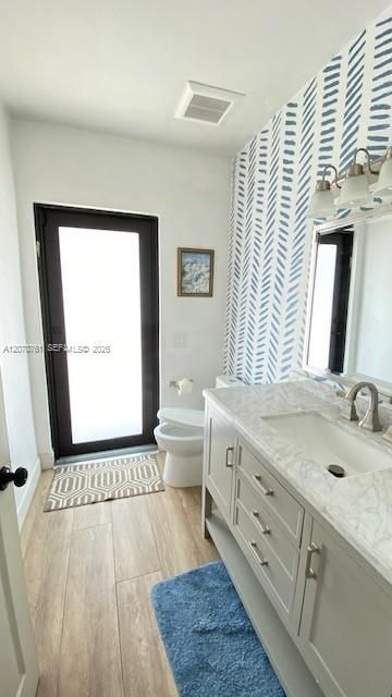 For Rent: $6,800 (4 beds, 2 baths, 2537 Square Feet)