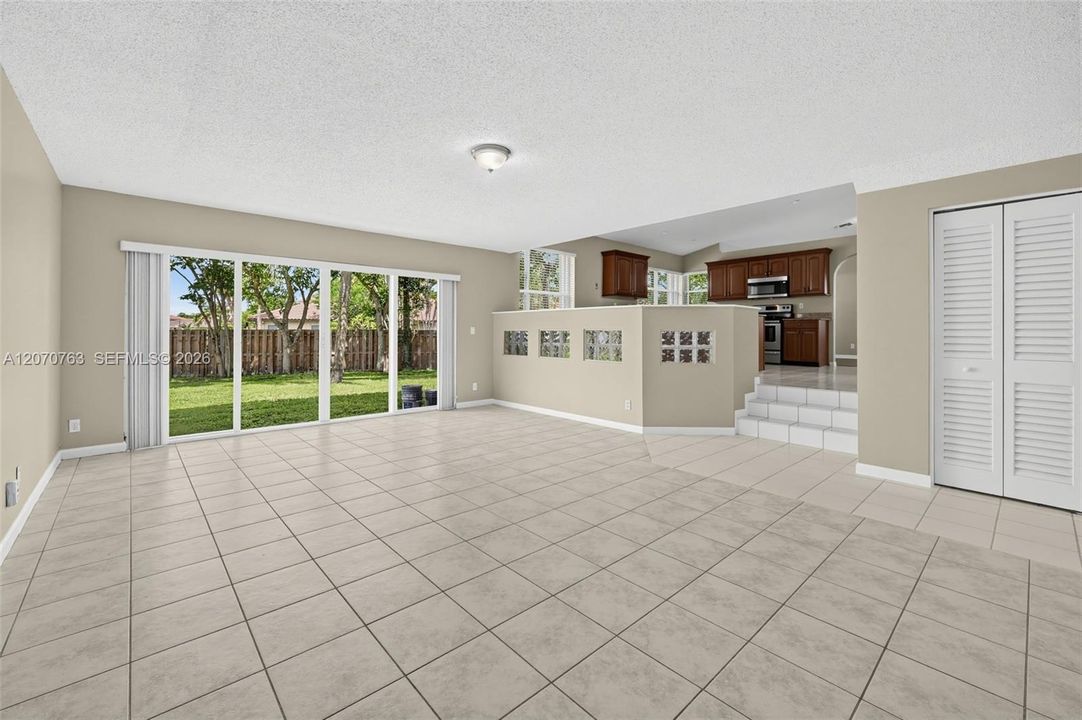 For Sale: $509,900 (4 beds, 3 baths, 2721 Square Feet)