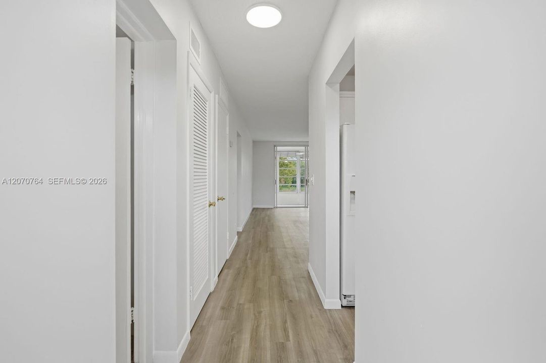 For Rent: $1,750 (1 beds, 1 baths, 790 Square Feet)