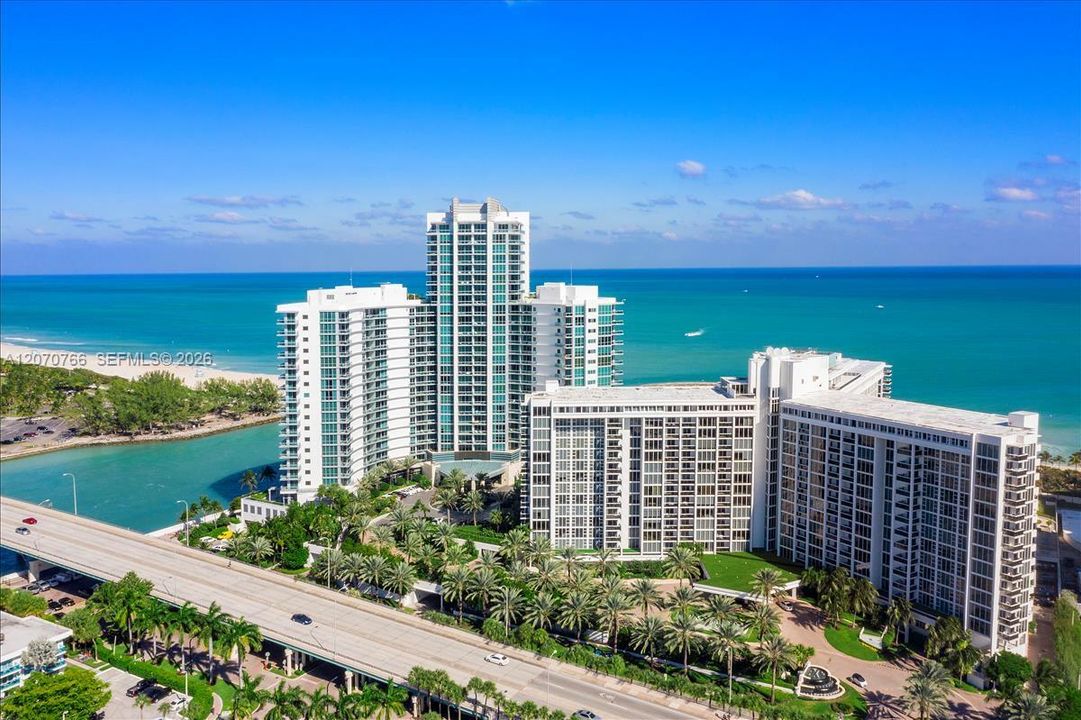 For Rent: $5,500 (2 beds, 2 baths, 1056 Square Feet)
