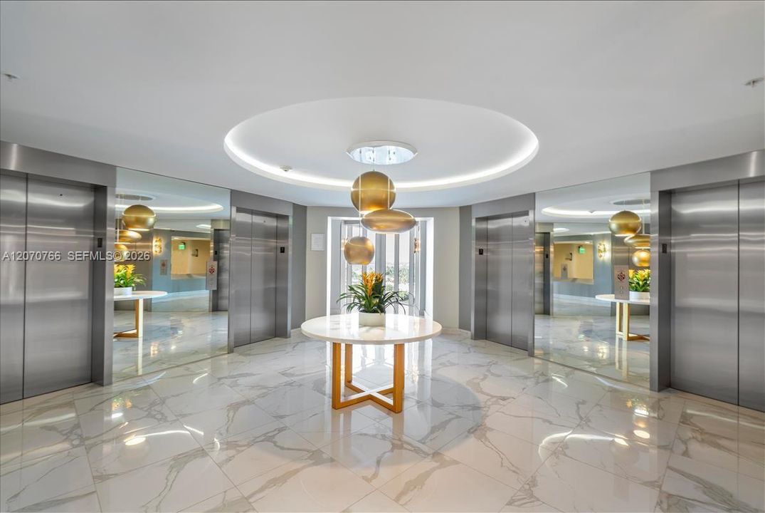 For Rent: $5,500 (2 beds, 2 baths, 1056 Square Feet)