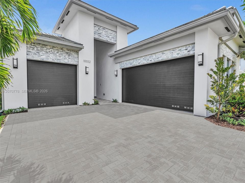 For Rent: $6,250 (4 beds, 3 baths, 2491 Square Feet)