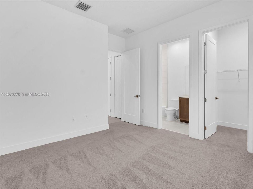For Rent: $6,250 (4 beds, 3 baths, 2491 Square Feet)