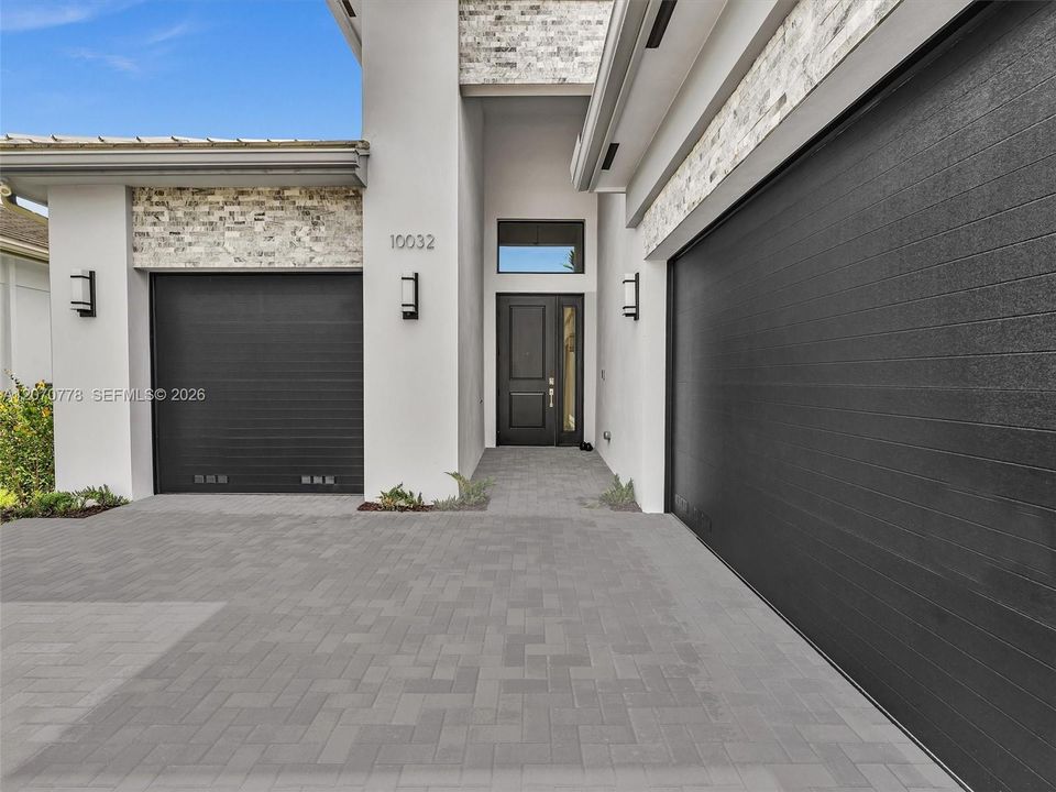 For Rent: $6,250 (4 beds, 3 baths, 2491 Square Feet)