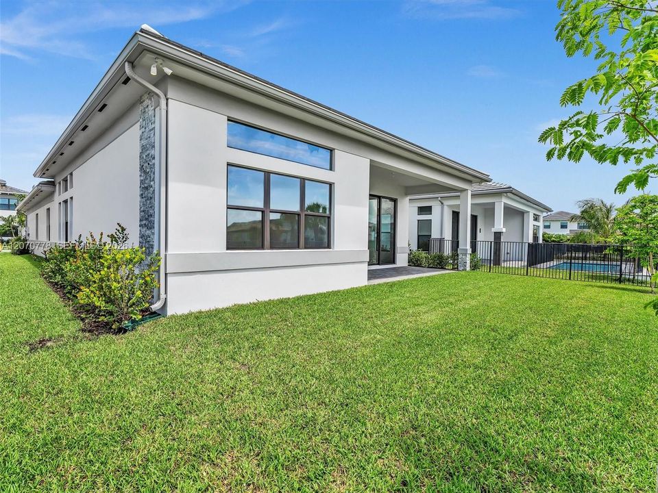 For Rent: $6,250 (4 beds, 3 baths, 2491 Square Feet)