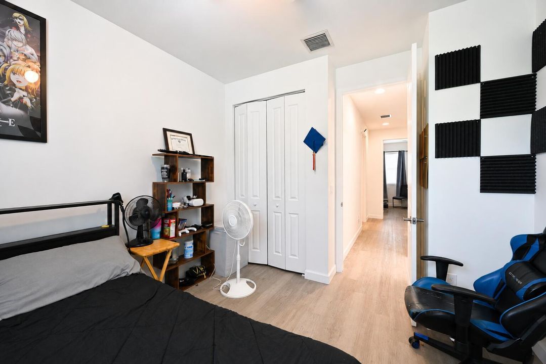 06 Dormitorio