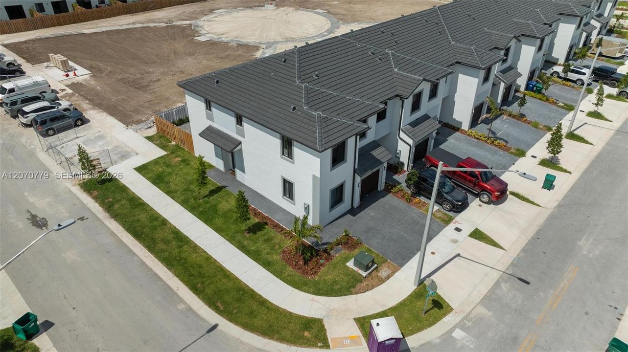 For Rent: $3,000 (4 beds, 3 baths, 0 Square Feet)