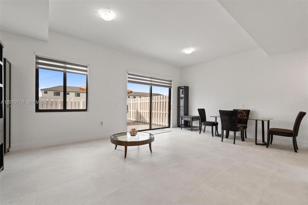 For Rent: $3,000 (4 beds, 3 baths, 0 Square Feet)