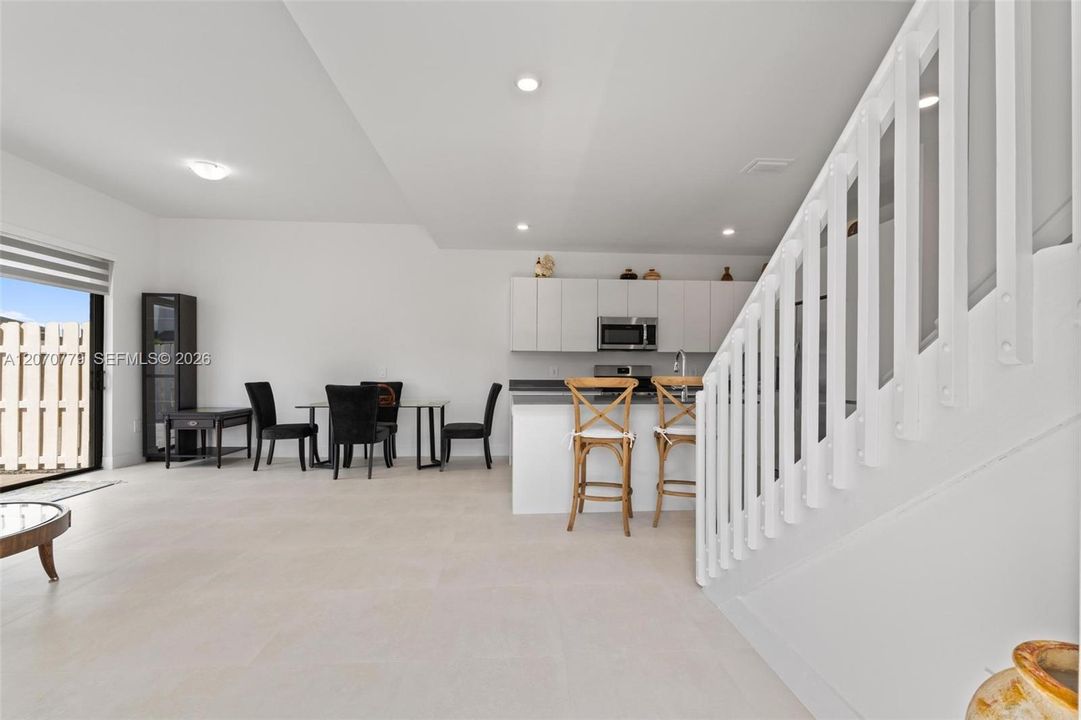 For Rent: $3,000 (4 beds, 3 baths, 0 Square Feet)