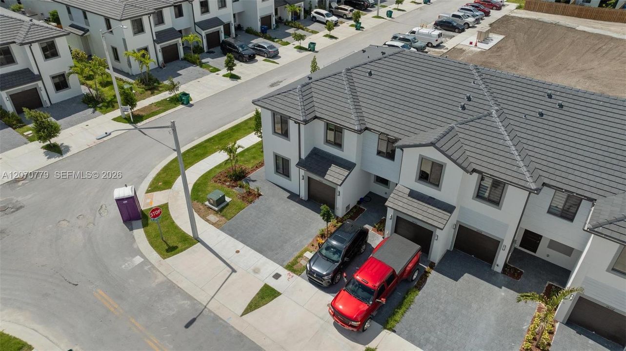 For Rent: $3,000 (4 beds, 3 baths, 0 Square Feet)