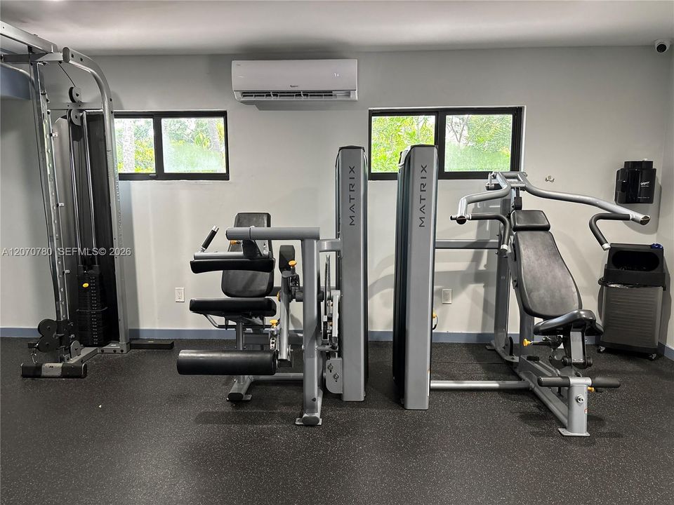 For Rent: $1,850 (1 beds, 1 baths, 809 Square Feet)