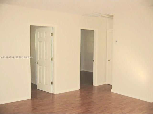 For Sale: $230,000 (2 beds, 1 baths, 611 Square Feet)