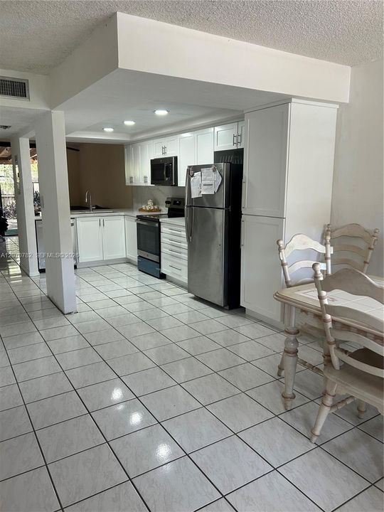 En Venta: $355,000 (2 camas, 1 baños, 1032 Pies cuadrados)