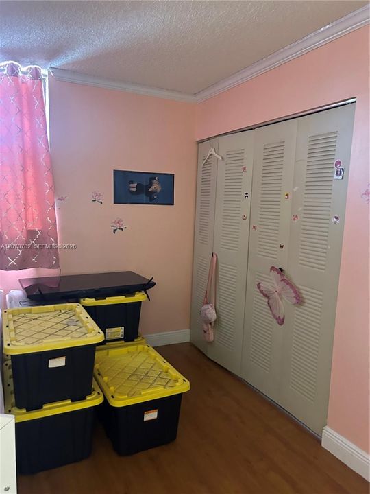 En Venta: $355,000 (2 camas, 1 baños, 1032 Pies cuadrados)