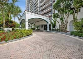 For Rent: $4,900 (3 beds, 2 baths, 1430 Square Feet)