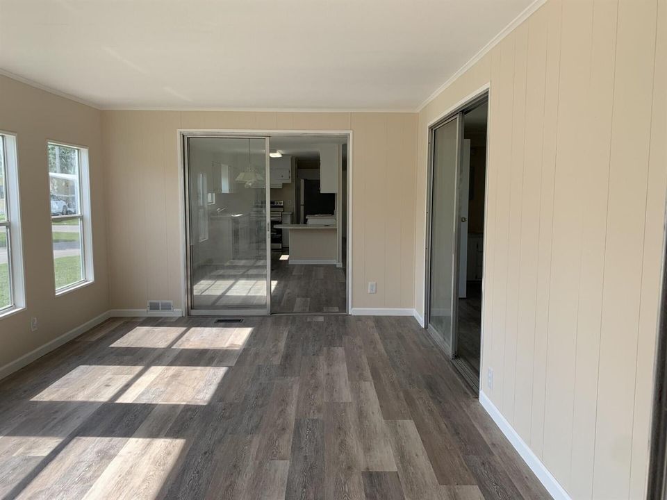 Florida Room to Dining