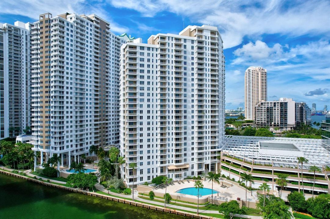 56-web-or-mls-DJI_0038_39_40