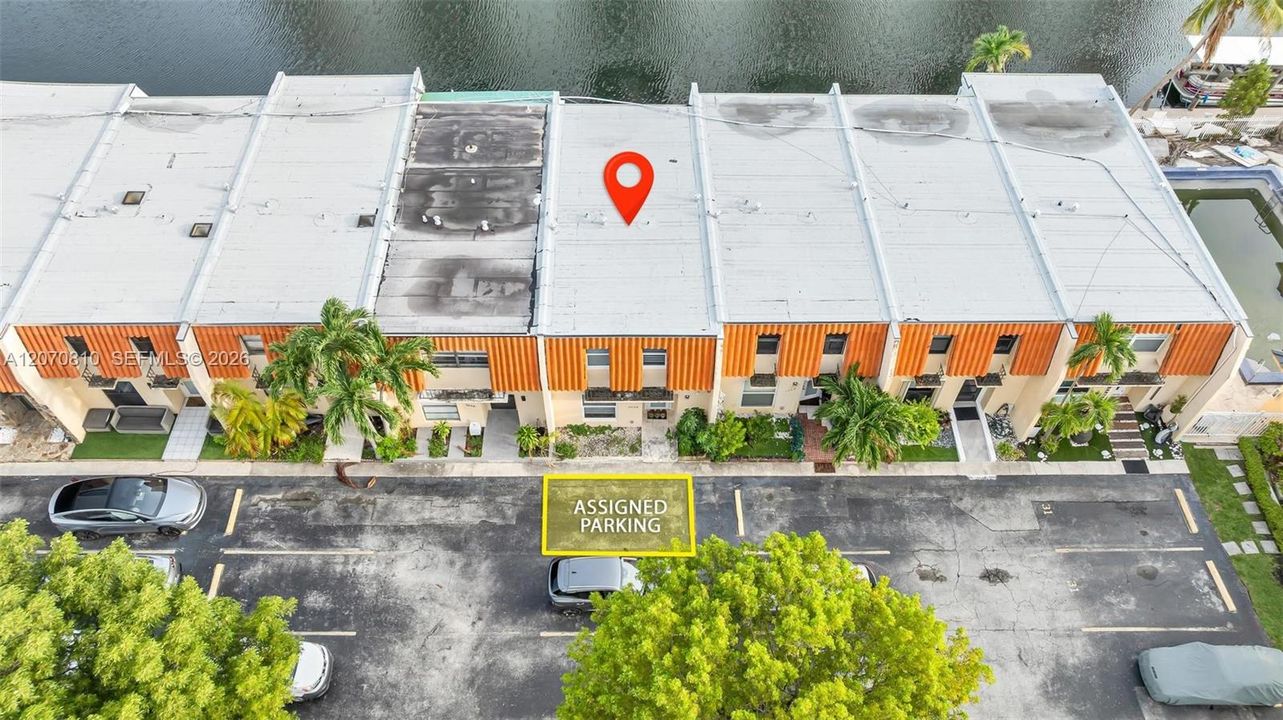 For Sale: $699,900 (2 beds, 2 baths, 1486 Square Feet)
