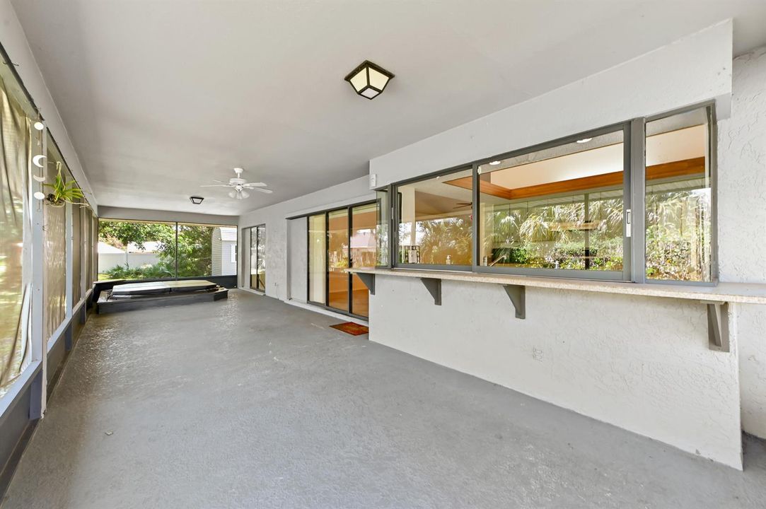 25 porch 01