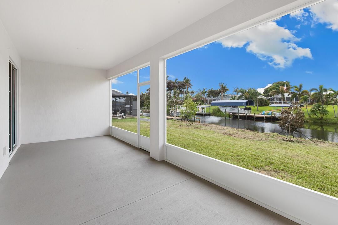 798 SE Seahouse Drive-52