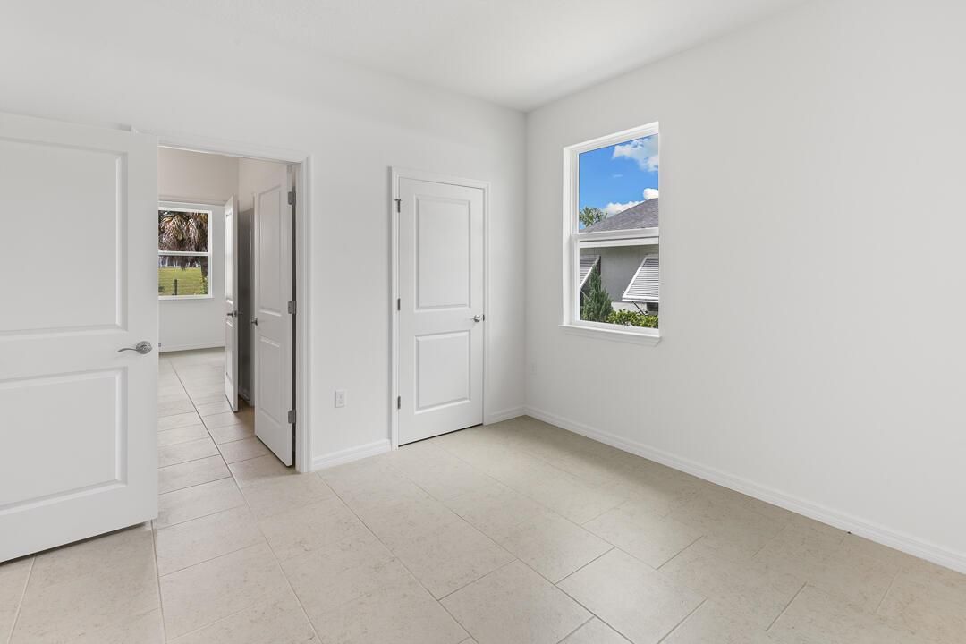 798 SE Seahouse Drive-35