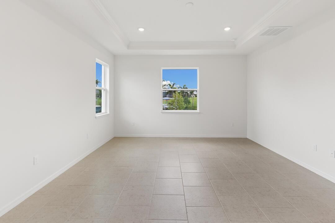 798 SE Seahouse Drive-43