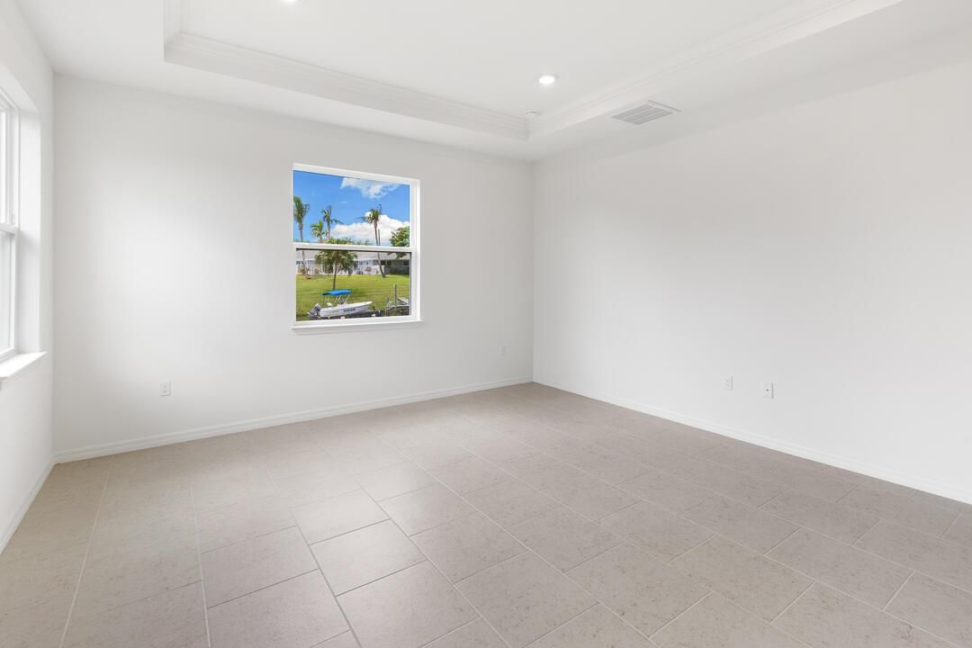 798 SE Seahouse Drive-50