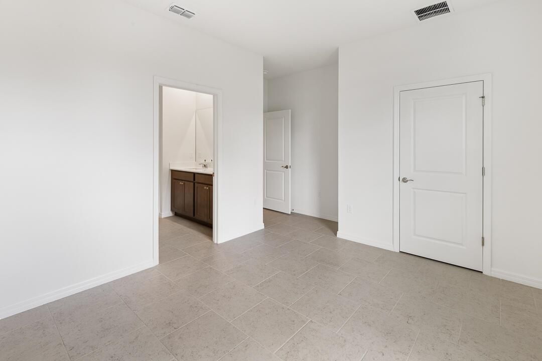 798 SE Seahouse Drive-41