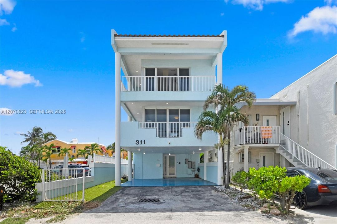 For Sale: $2,150,000 (2 beds, 2 baths, 2454 Square Feet)