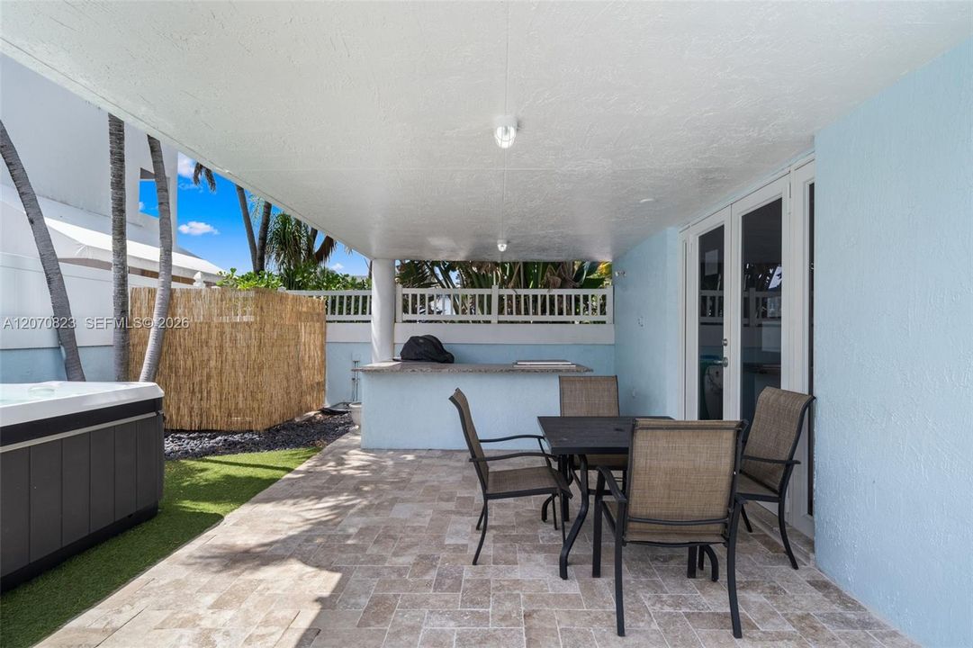 For Sale: $2,150,000 (2 beds, 2 baths, 2454 Square Feet)