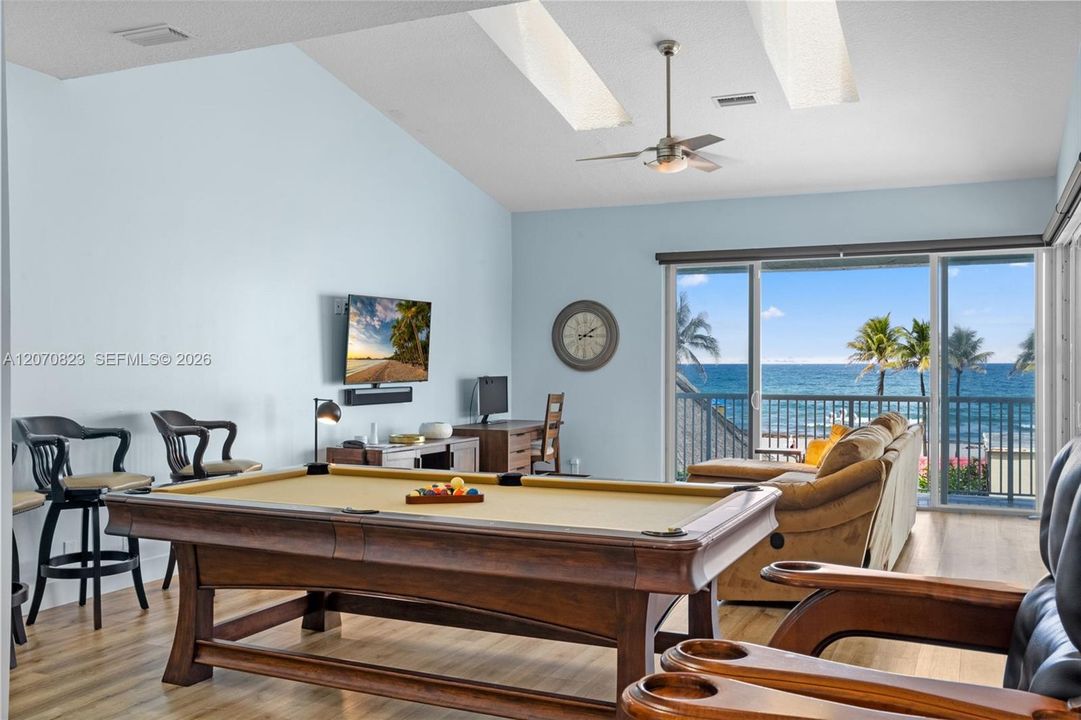 For Sale: $2,150,000 (2 beds, 2 baths, 2454 Square Feet)