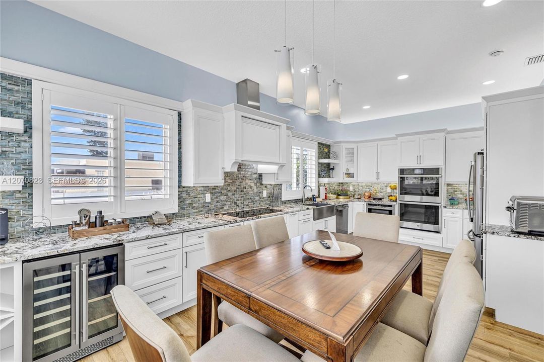 For Sale: $2,150,000 (2 beds, 2 baths, 2454 Square Feet)
