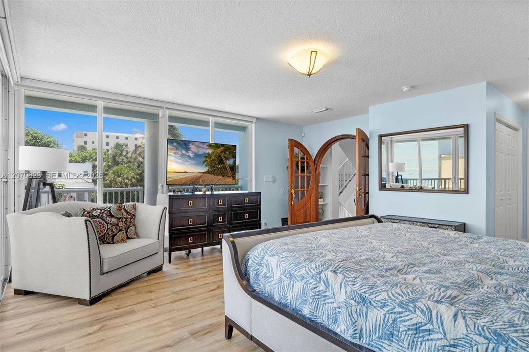 For Sale: $2,150,000 (2 beds, 2 baths, 2454 Square Feet)