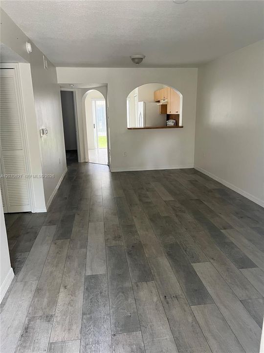 For Rent: $1,700 (2 beds, 2 baths, 822 Square Feet)